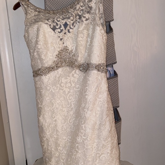 • Mori Lee wedding dress New - Picture 6 of 14